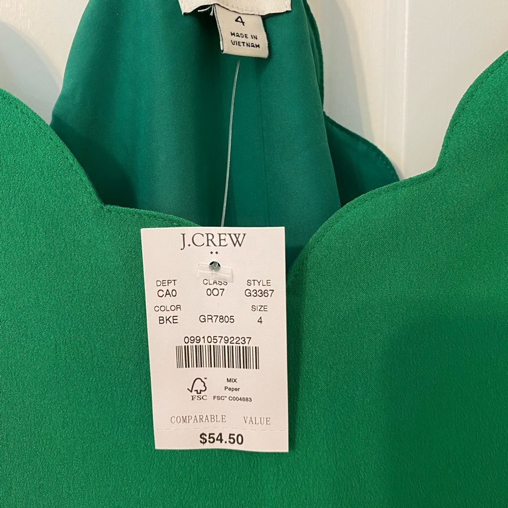 NWT size 4 green scallop cami - Picture 2 of 5